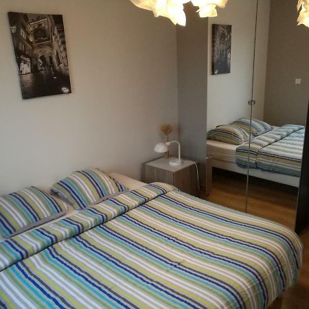 Grand Appartement Proche Chu Руан Екстериор снимка
