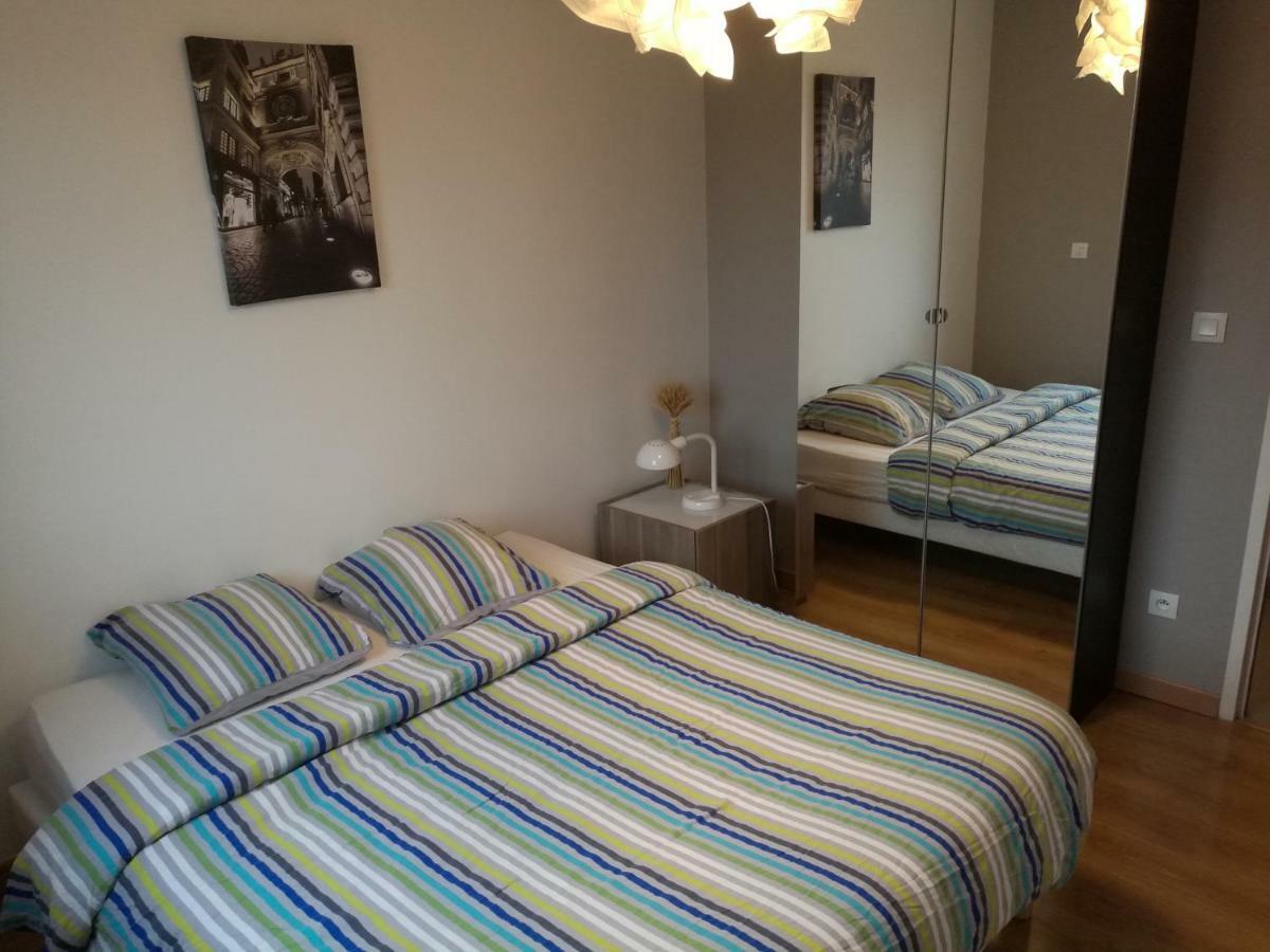 Grand Appartement Proche Chu Руан Екстериор снимка